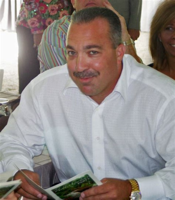 
John Bravata Height, Weight, Net Worth, Age, Birthday, Wikipedia, Who, Instagram, Biography 