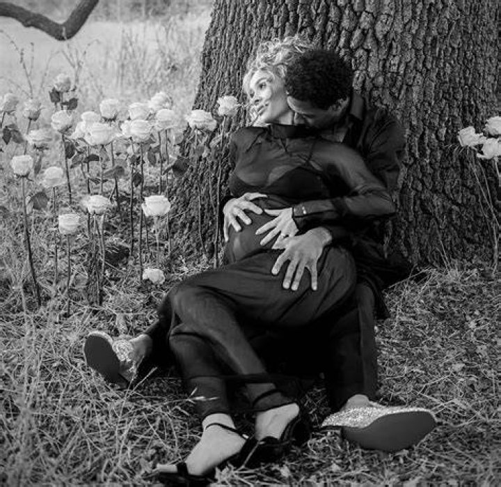 
Nick Cannon and Alyssa Scott Mark Final Days of Her Second Pregnancy with Sweet Maternity Photos 