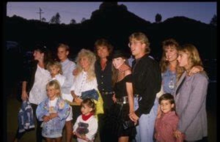 Who Are Jennifer Landon’s Siblings?